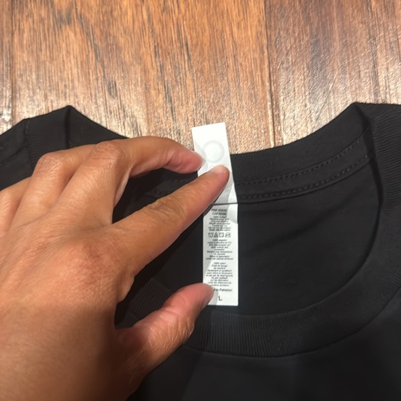 BRAND NEW! Large Black “Faith” T-Shirt - Picture 3 of 5